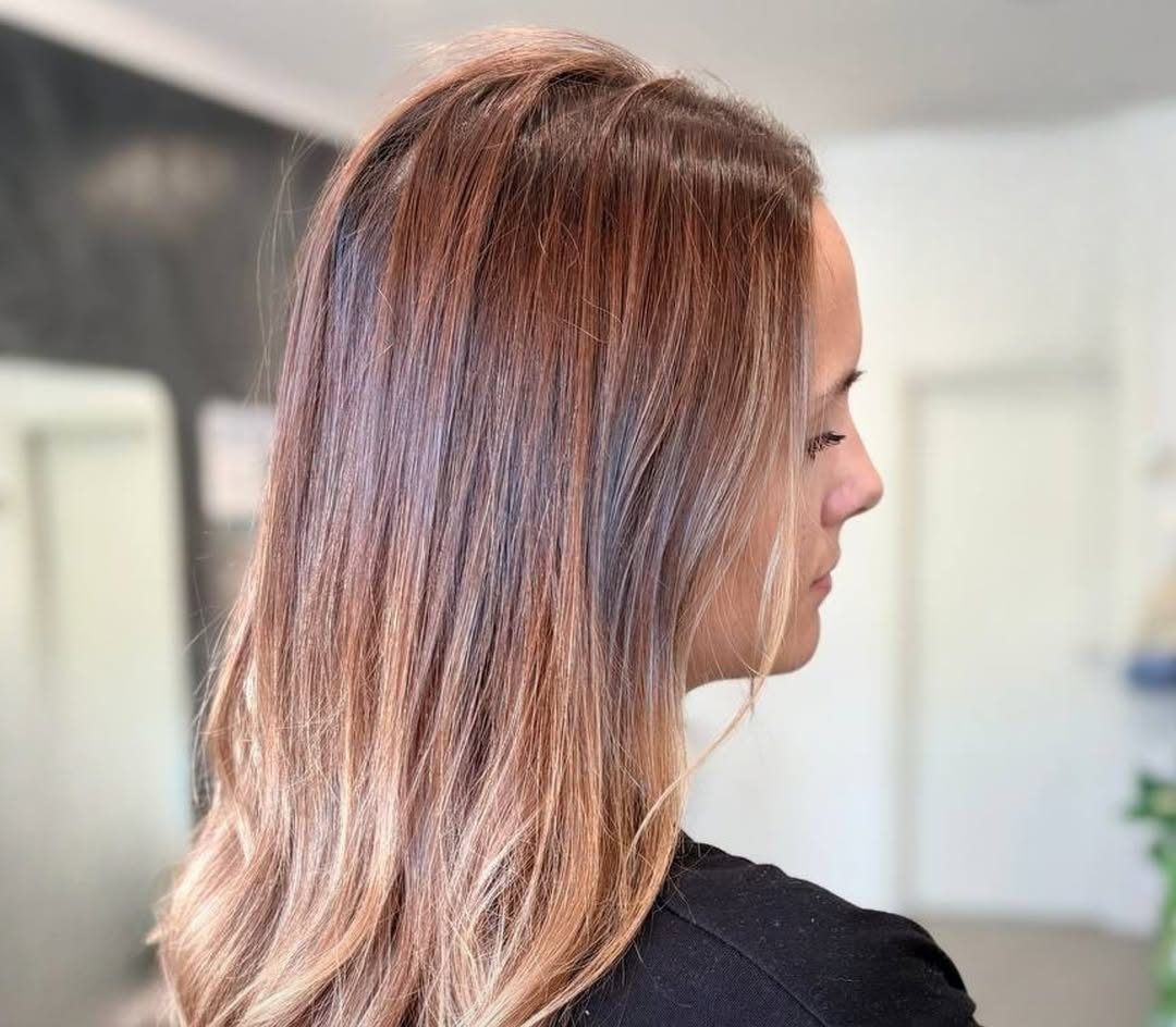 Sfumature calde su capelli lunghi